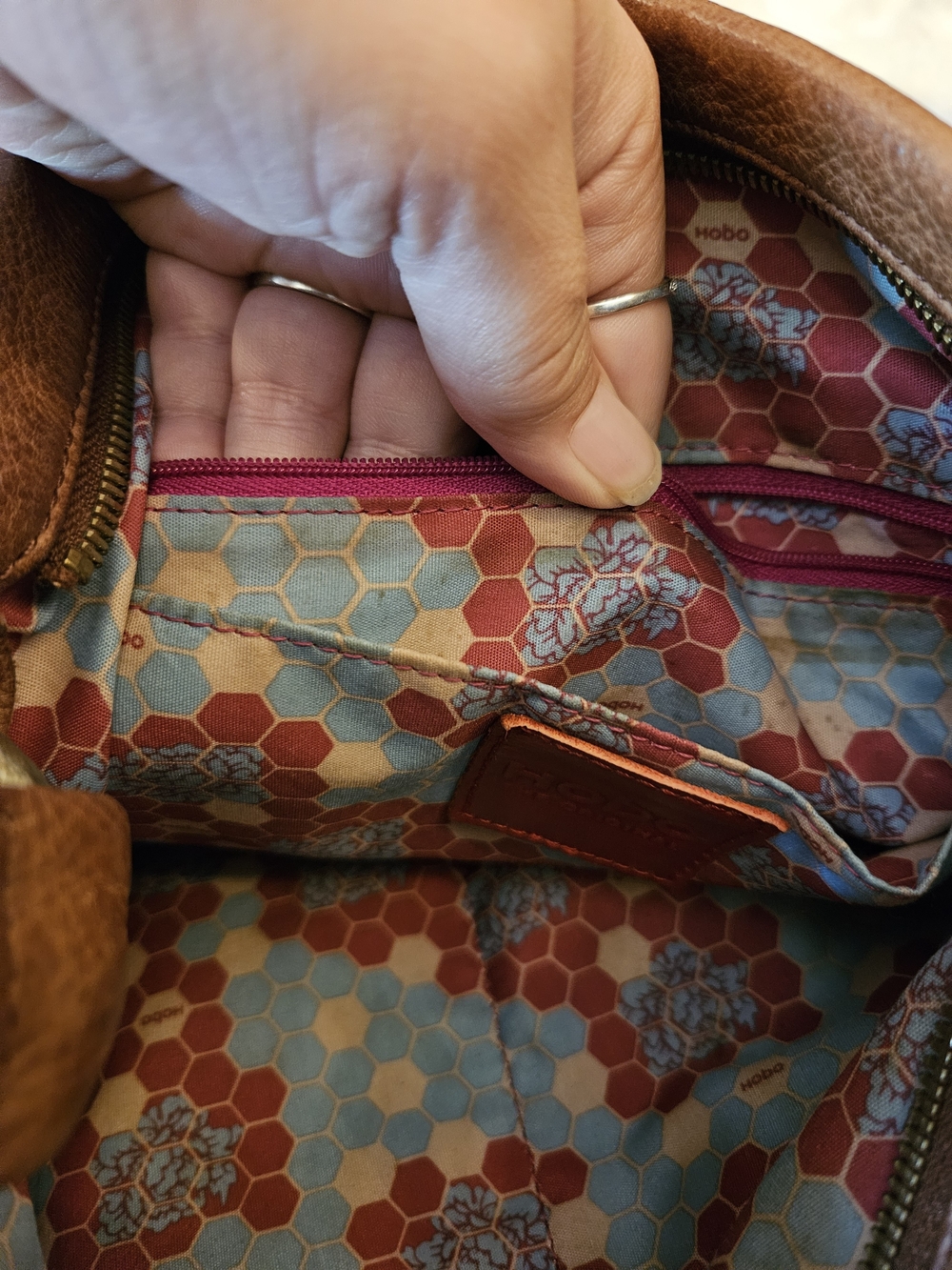 Vintage☆HOBO Brand Crossbody Bag - Picture 13 of 16